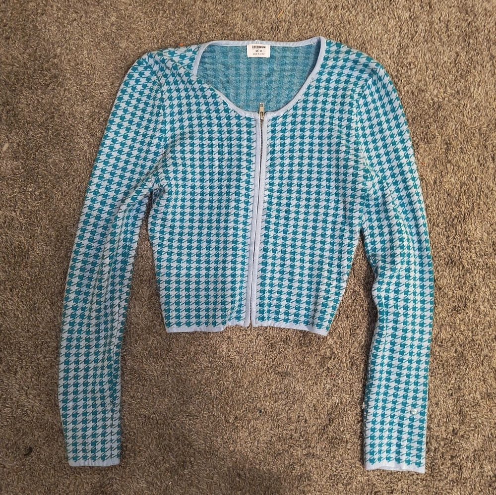 Crop top blouse sweater